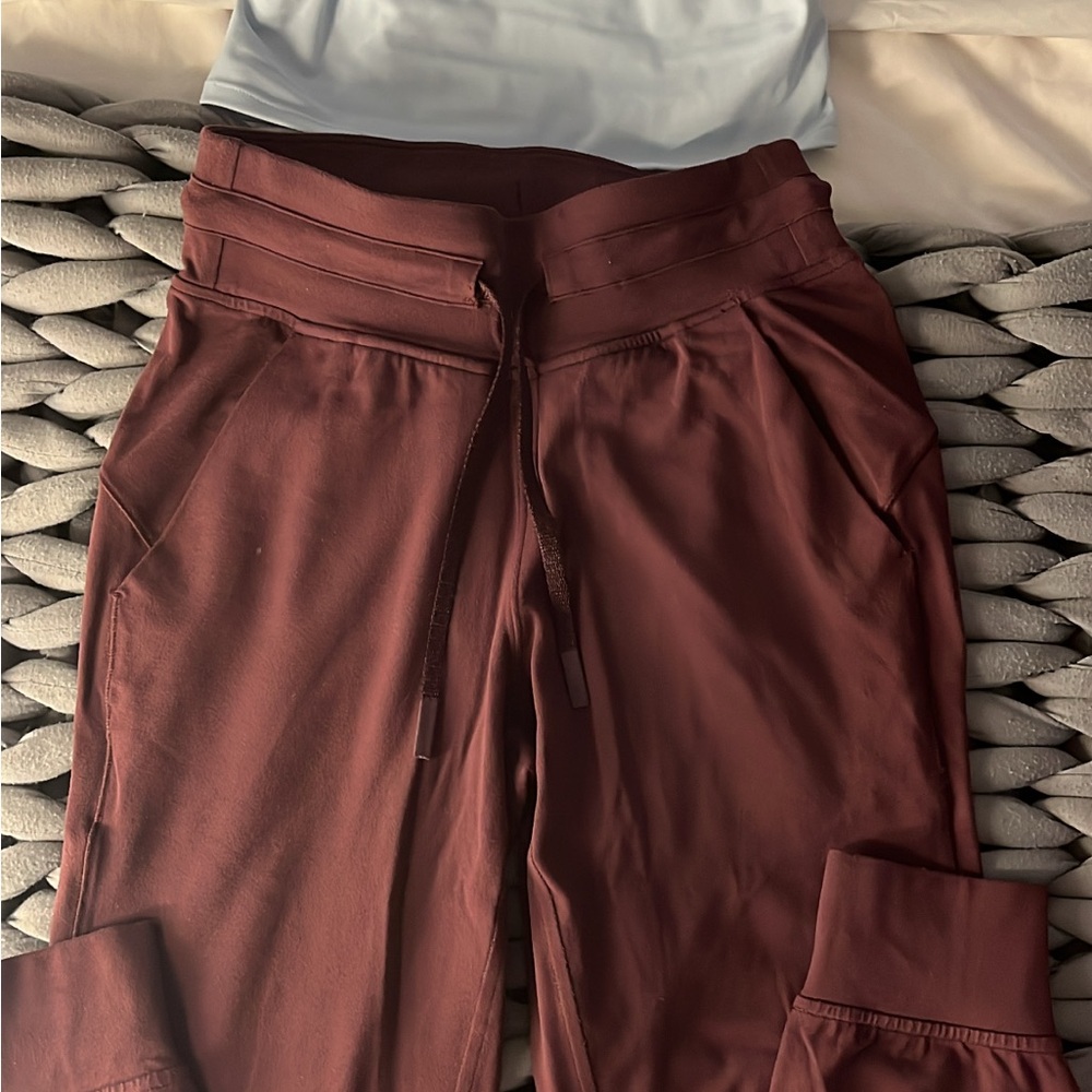 Lululemon slim fit joggers